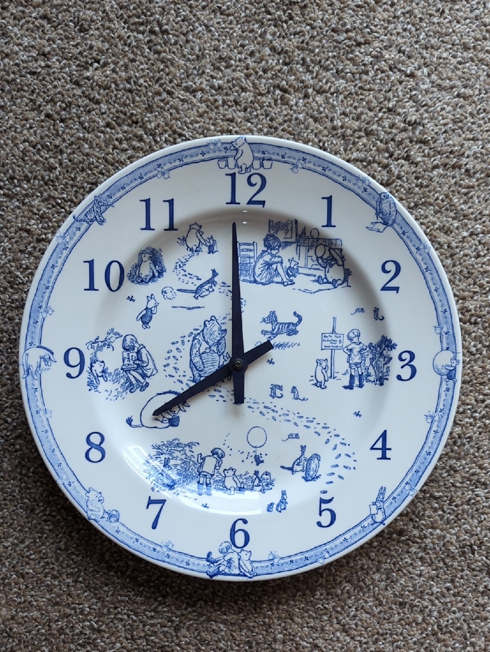 2003 Spode Classic Winnie The Pooh Clock Plate